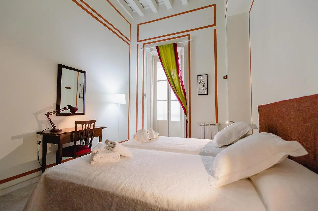 Apartamentos La Botanica, カディス